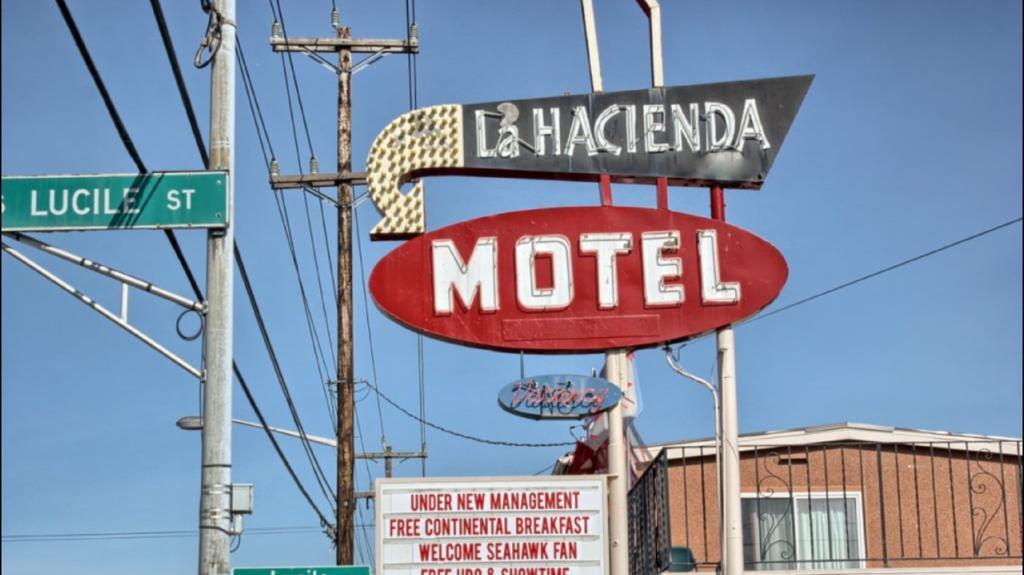 La Hacienda Motel Seattle Exterior photo