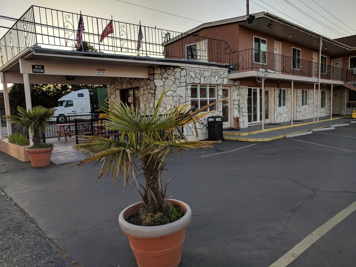 La Hacienda Motel Seattle Exterior photo